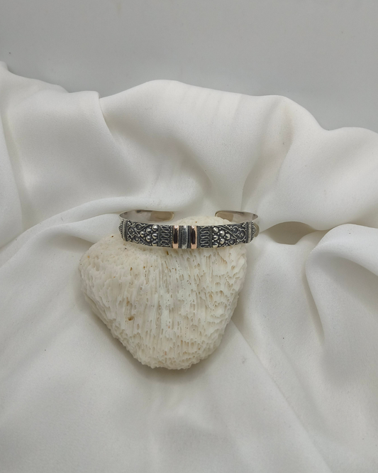 BRACELETE CUFF TRÊS TRAÇOS FILIGRANA PRATA & OURO 925 – FEITO À MÃO EM BALI