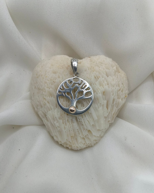 PINGENTE ÁRVORE COM DETALHE OURO EM PRATA 925 – CONEXÃO E PROSPERIDADE
