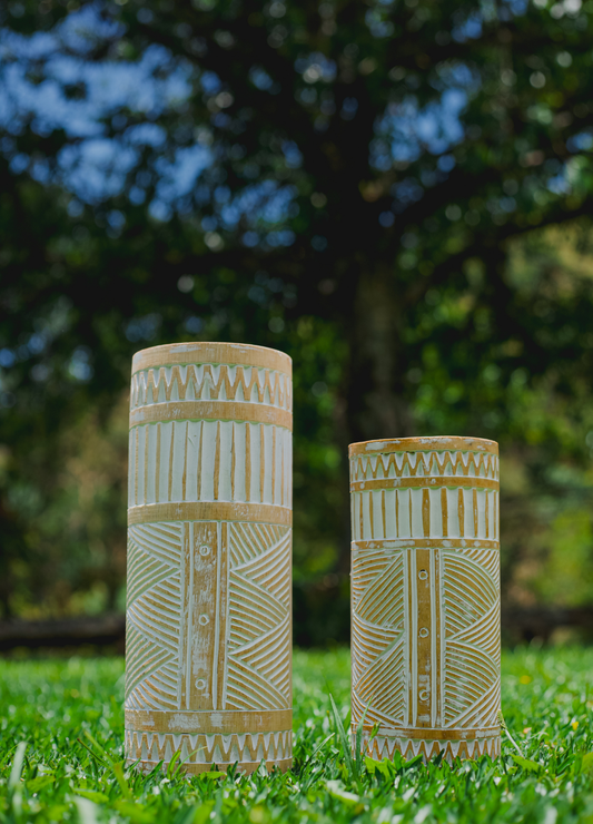 VASO TUBO PAPUA – DESIGN TRIBAL MINIMALISTA E ELEGANTE