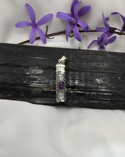 PINGENTE AROMATERAPIA COM PEDRA EM PRATA 925 – EQUILÍBRIO ENERGÉTICO