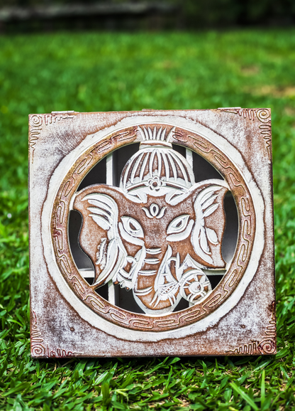 CAIXA COM DIVISÓRIAS GANESHA – ORGANIZAÇÃO E PROTEÇÃO ESPIRITUAL