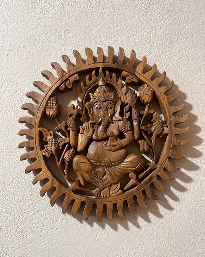 MANDALA GANESHA EM MADEIRA ENTALHADA PARA DECORAÇÃO DE PAREDE