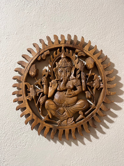 MANDALA GANESHA EM MADEIRA ENTALHADA PARA DECORAÇÃO DE PAREDE