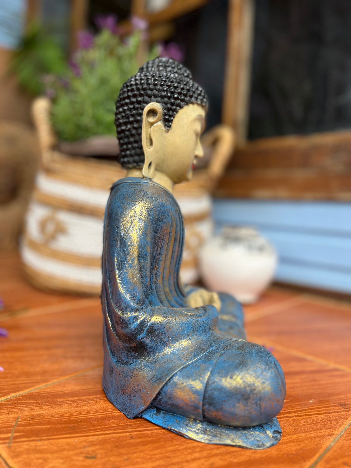 BUDA SIDARTA GAUTAMA EM RESINA PARA DECORAÇÃO ZEN E HARMONIZAÇÃO DE AMBIENTES