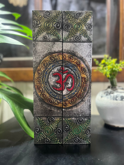 CAIXA OM DECORATIVA PARA INCENSOS E OBJETOS – FEITA À MÃO EM BALI