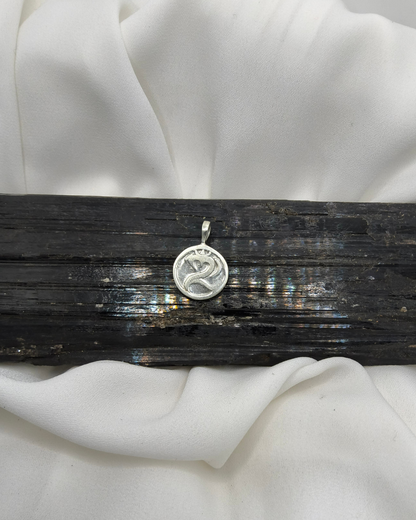 PINGENTE OM DUPLA FACE EM PRATA 925 – SÍMBOLO SAGRADO