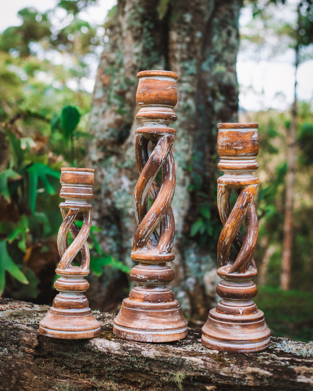 SUPORTE PARA VELAS SEMINYAK EM MADEIRA – DECORAÇÃO RÚSTICA E ACOLHEDORA