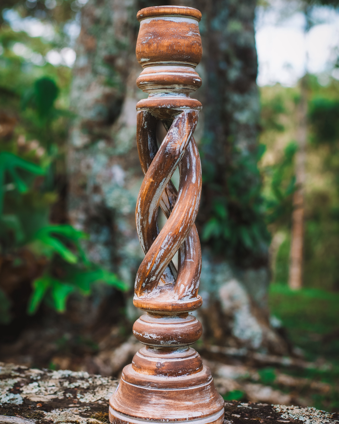 SUPORTE PARA VELAS SEMINYAK EM MADEIRA – DECORAÇÃO RÚSTICA E ACOLHEDORA